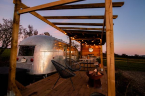 Tin Can Retreat - Vintage Trailer Motel - Retro Adventures in West Wales
